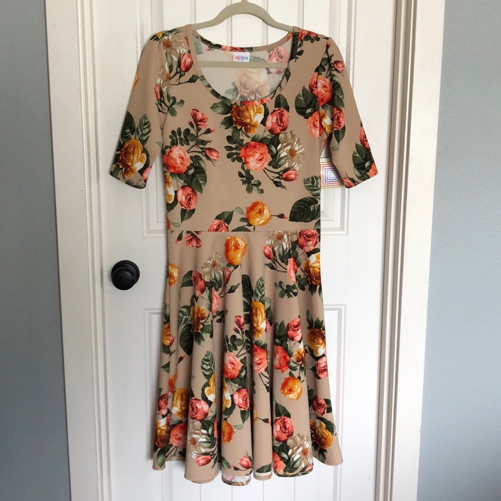 ⛔️SOLD⛔️ Unicorn Floral LuLaRoe Nicole